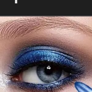 NIB! Eyeshadow Stick Waterproof